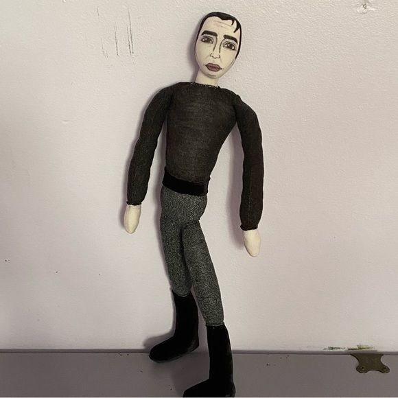 NEO 16” PLUSH Matrix HANDMADE Custom COLLECTIBLE One-Of-A-Kind - Picture 3 of 17